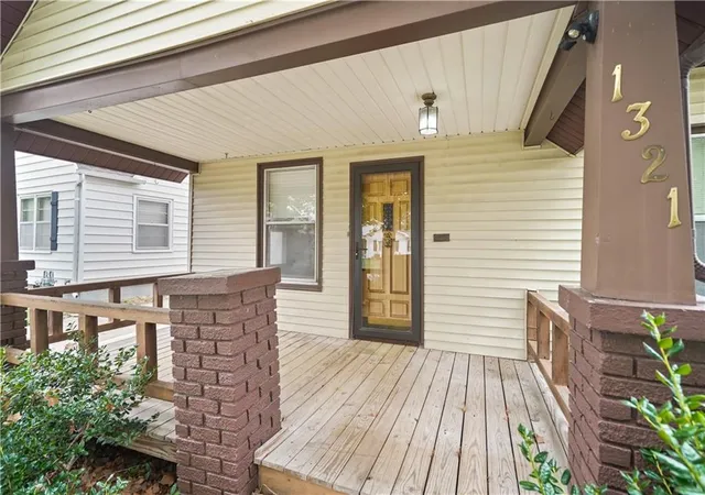 Photo 3 of Single family home for sale at 1321 W 6th Street, Coffeyville, KS 67337 | MLS# 2643021 | Listing updated on 2026-10-08