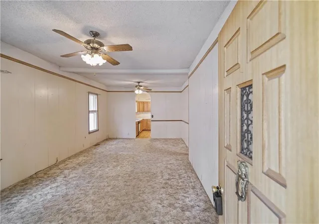 Photo 4 of Single family home for sale at 1321 W 6th Street, Coffeyville, KS 67337 | MLS# 2643021 | Listing updated on 2026-10-08