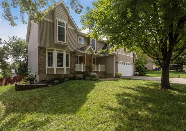 Photo 1 of Single family home for sale at 1533 Canterbury Ln, Liberty, MO 64068 | MLS# 2643047 | Listing updated on 2026-09-20