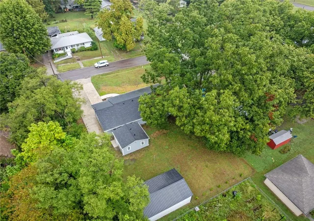 Photo 50 of Single family home for sale at Highland St, Sweet Springs, MO 65351 | MLS# 2643048 | Listing updated on 2026-10-05