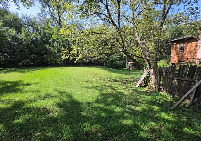 Photo 4 of Land for sale at Glenwood Ave, Independence, MO 64053 | MLS# 2643053 | Listing updated on 2026-09-22