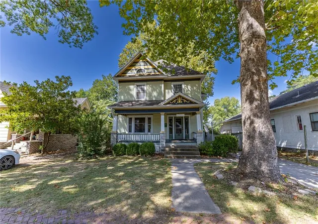 Photo 1 of Sale Pending at 504 W 1st Street, Pittsburg, KS 66762 | MLS# 2643057 | Listing updated on 2026-10-09