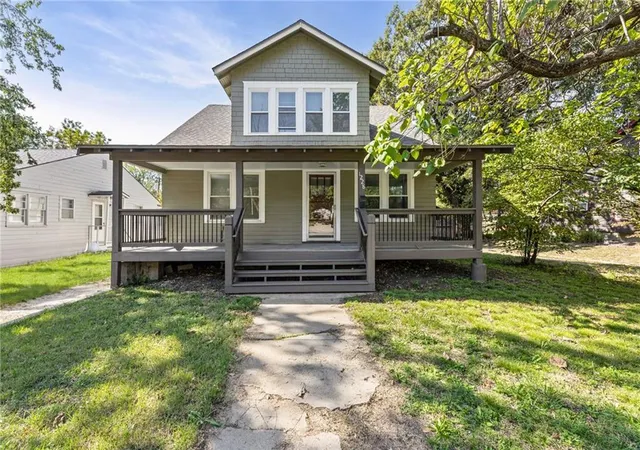 Single family home for sale at 1228 S Main St, Ottawa, KS 66067 | MLS# 2643070