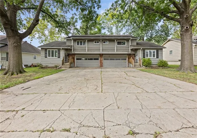 Photo 1 of Multi family home for sale at 9636 Outlook Dr, Overland Park, KS 66207 | MLS# 2643077 | Listing updated on 2026-10-03
