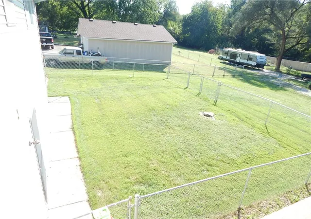 Photo 2 of Single family home for sale at 1727 Dakota St, Leavenworth, KS 66048 | MLS# 2643086 | Listing updated on 2026-10-04