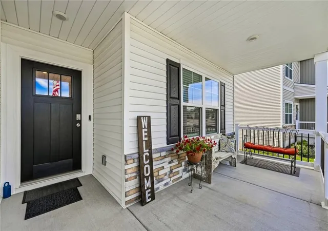 Photo 3 of Single family home for sale at 11013 E Ridge Ct, Peculiar, MO 64078 | MLS# 2643088 | Listing updated on 2026-09-25