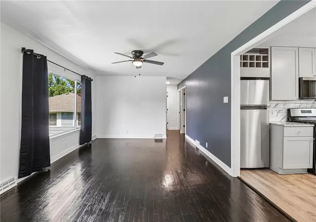 Photo 4 of Single family home for sale at 2907 S 29th Street, Saint Joseph, MO 64503 | MLS# 2643092 | Listing updated on 2026-10-04