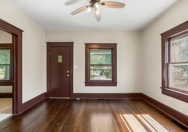Photo 4 of Single family home for sale at 724 N Oak St, Ottawa, KS 66067 | MLS# 2643095 | Listing updated on 2026-09-28