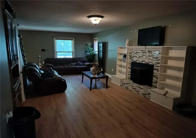 Photo 4 of Single family home for sale at 105 Spruce St, Garden City, MO 64747 | MLS# 2643105 | Listing updated on 2026-10-02