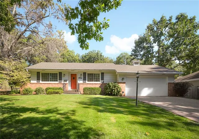Single family home for sale at 8721 Reeds Rd, Overland Park, KS 66207 | MLS# 2643113