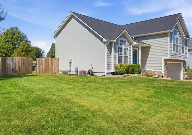 Photo 2 of Single family home for sale at 405 Flame Way, Baldwin City, KS 66006 | MLS# 2643117 | Listing updated on 2026-10-08