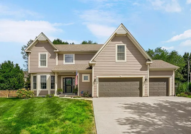 Photo 1 of Single family home for sale at 25136 W 149th Place, Olathe, KS 66061 | MLS# 2643119 | Listing updated on 2026-10-22