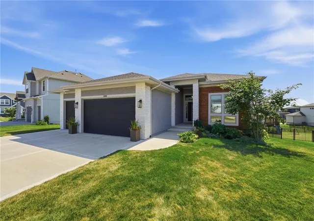 Photo 2 of Single family home for sale at 13405 W 177th Street, Overland Park, KS 66013 | MLS# 2643122 | Listing updated on 2026-10-13