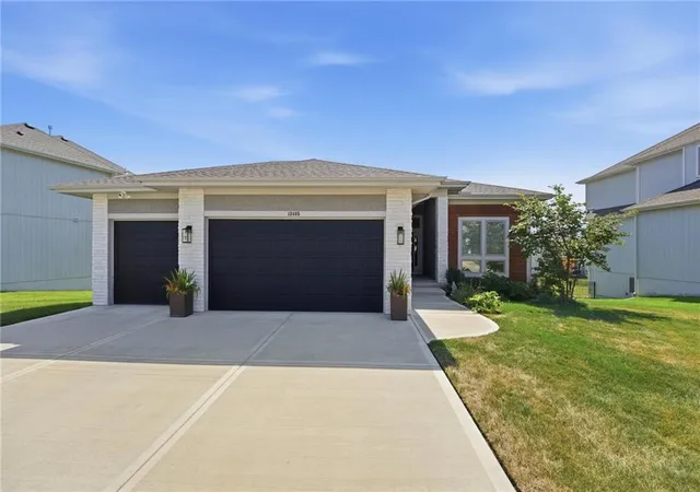 Photo 3 of Single family home for sale at 13405 W 177th Street, Overland Park, KS 66013 | MLS# 2643122 | Listing updated on 2026-10-13