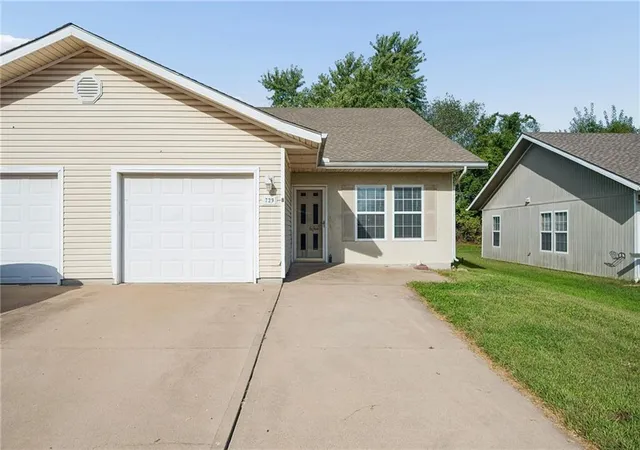 Photo 1 of Multi family home for sale at 729 Meadow Ln #B, Peculiar, MO 64078 | MLS# 2643129 | Listing updated on 2026-09-25