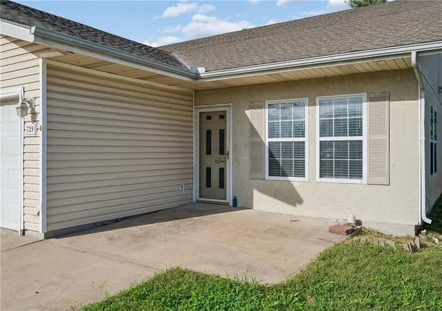 Photo 3 of Multi family home for sale at 729 Meadow Ln #B, Peculiar, MO 64078 | MLS# 2643129 | Listing updated on 2026-09-25