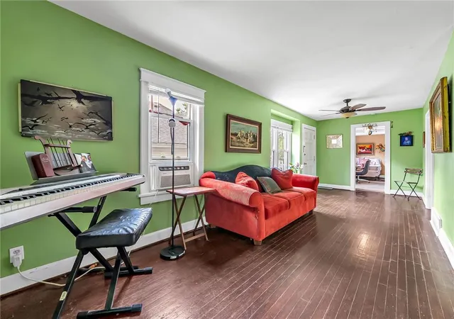 Photo 4 of Single family home for sale at 4542 State Line Rd, Kansas City, KS 66103 | MLS# 2643150 | Listing updated on 2026-09-22