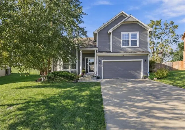Photo 2 of Single family home for sale at 13312 New Jersey Ave, Kansas City, KS 66109 | MLS# 2643160 | Listing updated on 2026-10-09