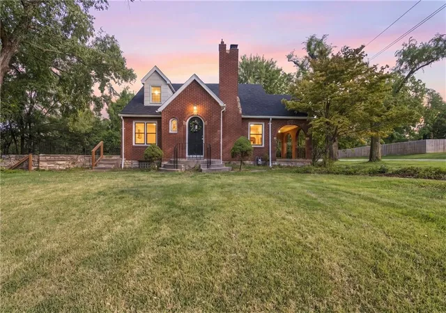 Photo 1 of Single family home for sale at 4400 Garfield Ave, Kansas City, KS 66102 | MLS# 2643168 | Listing updated on 2026-09-22