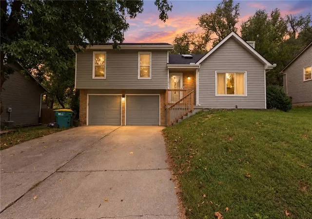 Single family home for sale at 11312 W 77th Street, Overland Park, KS 66214 | MLS# 2643171
