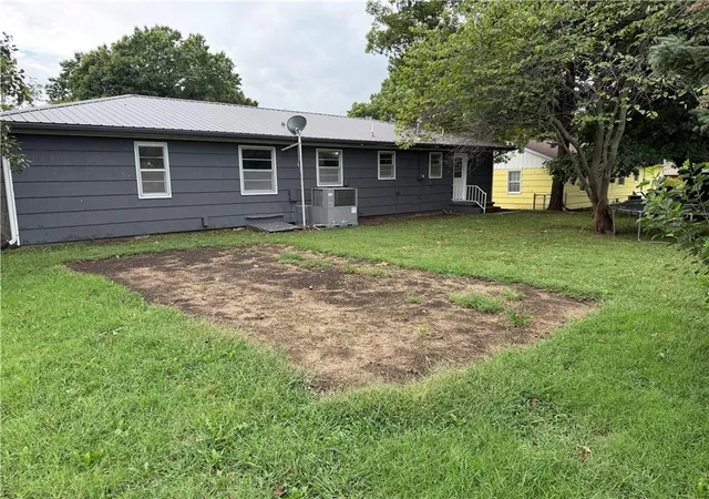 Photo 4 of Single family home for sale at 237 Kaw Ave, Garnett, KS 66032 | MLS# 2643189 | Listing updated on 2026-09-22