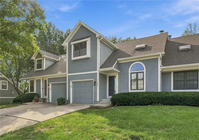 Photo 1 of Townhouse for sale at 11605 W 113th Street, Overland Park, KS 66210 | MLS# 2643191 | Listing updated on 2026-10-01