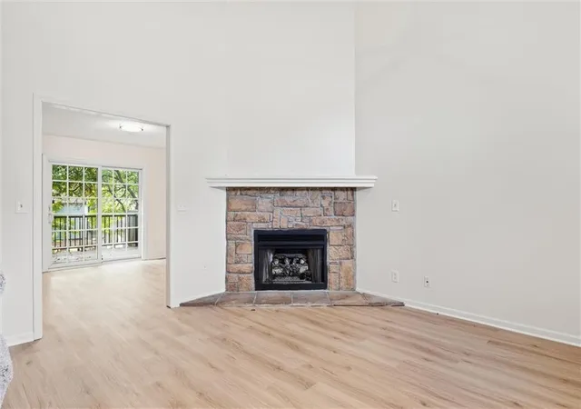 Photo 4 of Townhouse for sale at 11605 W 113th Street, Overland Park, KS 66210 | MLS# 2643191 | Listing updated on 2026-10-01