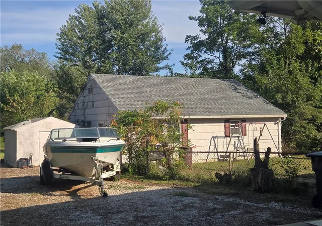 Photo 13 of Single family home for sale at 8721 Elm Ave, Raytown, MO 64138 | MLS# 2643192 | Listing updated on 2026-09-21