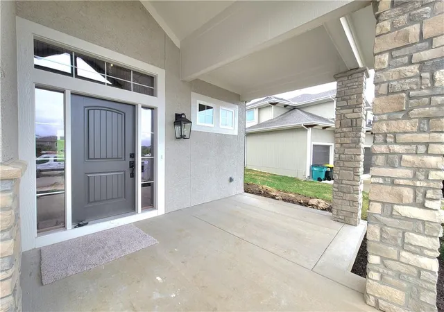 Photo 1 of Single family home for sale at 18232 Oakmont St, Bucyrus, KS 66013 | MLS# 2643196 | Listing updated on 2026-09-23
