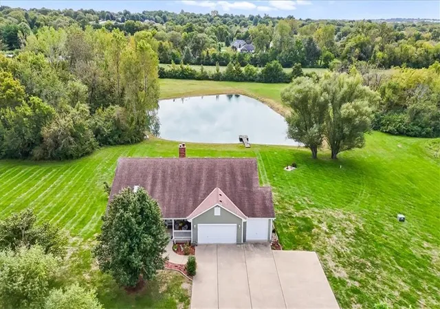 Photo 3 of Sale Pending at 7401 155 Street, Belton, MO 64012 | MLS# 2643204 | Listing updated on 2026-10-06
