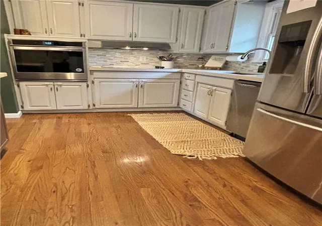 Photo 3 of Sale Pending at 7114 Larsen St, Shawnee, KS 66203 | MLS# 2643206 | Listing updated on 2026-09-30