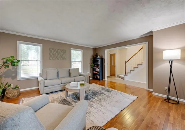 Photo 4 of Sale Pending at 15776 Horton Ct, Overland Park, KS 66223 | MLS# 2643208 | Listing updated on 2026-09-26