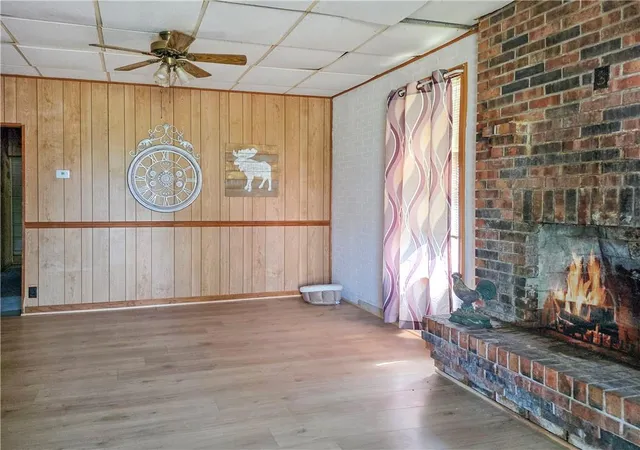 Photo 3 of Single family home for sale at 1300 Park St, Carrollton, MO 64633 | MLS# 2643217 | Listing updated on 2026-10-01