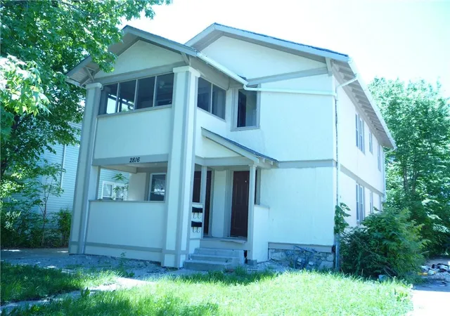Photo 2 of House for sale at 2816 Highland Ave, Kansas City, MO 64109 | MLS# 2643220 | Listing updated on 2026-10-29
