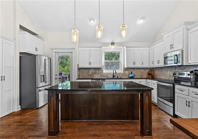 Photo 3 of Sale Pending at 13365 Nw 72nd Street, Kansas City, MO 64152 | MLS# 2643234 | Listing updated on 2026-09-25
