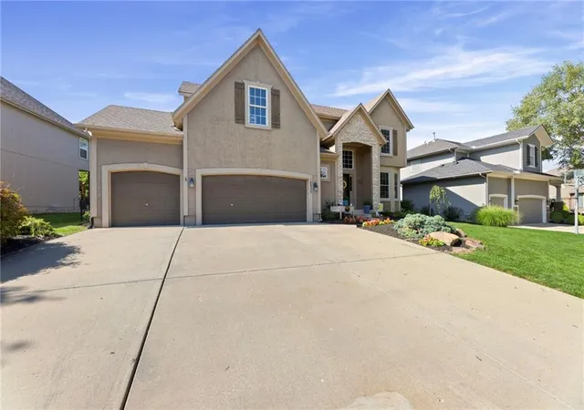 Photo 2 of Single family home for sale at 10952 S Barth Rd, Olathe, KS 66061 | MLS# 2643238 | Listing updated on 2026-10-08