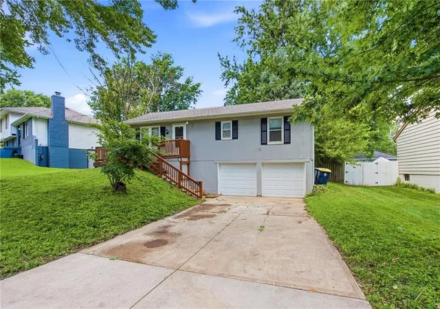 Photo 1 of Single family home for sale at 11806 E 58th Street, Kansas City, MO 64133 | MLS# 2643239 | Listing updated on 2026-09-23