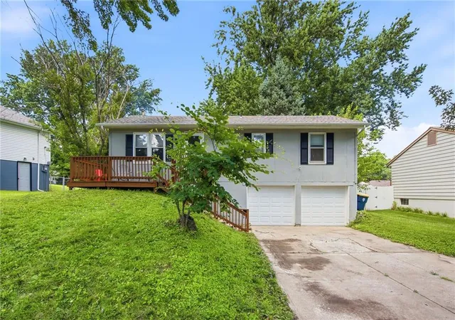 Photo 2 of Single family home for sale at 11806 E 58th Street, Kansas City, MO 64133 | MLS# 2643239 | Listing updated on 2026-09-23