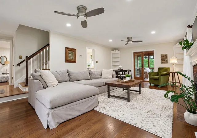 Photo 3 of Single family home for sale at 128 W Terrace Trl, Lake Quivira, KS 66217 | MLS# 2643240 | Listing updated on 2026-10-07