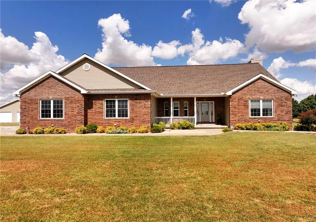 Photo 1 of Single family home for sale at 672 Sw 15th Lane, Liberal, MO 64762 | MLS# 2643253 | Listing updated on 2026-10-06