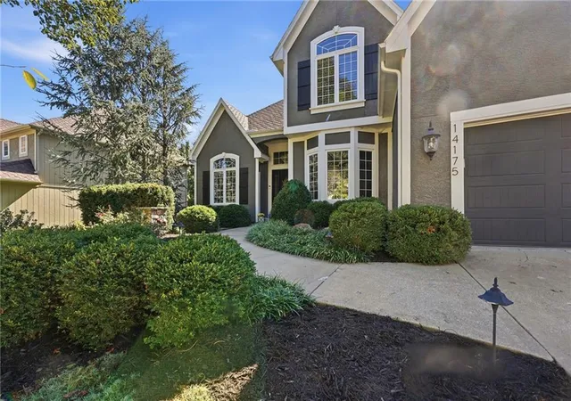 Photo 3 of Single family home for sale at 14175 W 141st Terrace, Olathe, KS 66062 | MLS# 2643261 | Listing updated on 2026-10-08