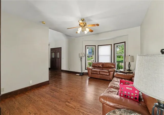 Photo 3 of Single family home for sale at 9913 W 125th Terrace, Overland Park, KS 66213 | MLS# 2643262 | Listing updated on 2026-10-17