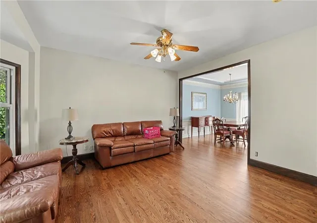 Photo 4 of Single family home for sale at 9913 W 125th Terrace, Overland Park, KS 66213 | MLS# 2643262 | Listing updated on 2026-10-17