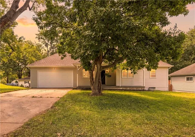 Photo 1 of Single family home for sale at 9509 E 79th Street, Raytown, MO 64138 | MLS# 2643273 | Listing updated on 2026-09-27