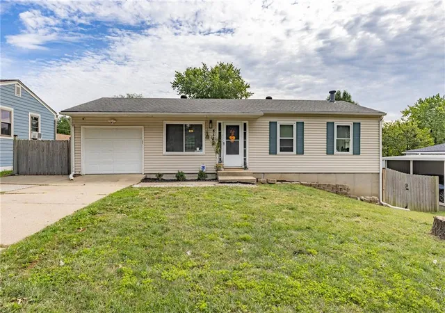 Photo 2 of Single family home for sale at 8323 Orient Dr, Kansas City, KS 66112 | MLS# 2643274 | Listing updated on 2026-10-01
