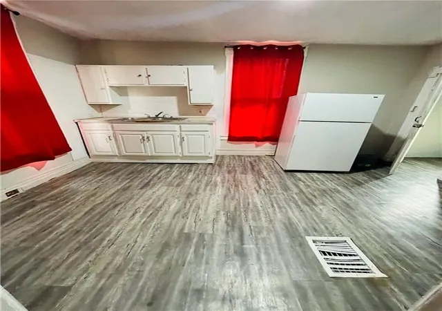 Photo 4 of Single family home for sale at 263 N Mill St, Kansas City, KS 66101 | MLS# 2643283 | Listing updated on 2026-09-22