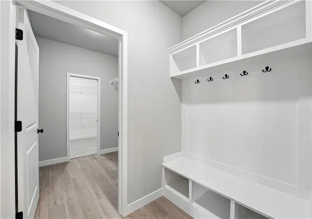 Photo 2 of Single family home for sale at 9612 N Ava St, Kansas City, MO 64154 | MLS# 2643284 | Listing updated on 2026-10-01