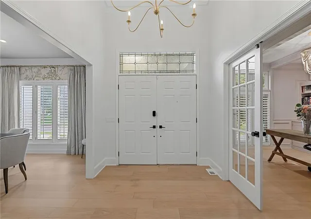 Photo 4 of Single family home for sale at 12509 King St, Overland Park, KS 66213 | MLS# 2643298 | Listing updated on 2026-10-05