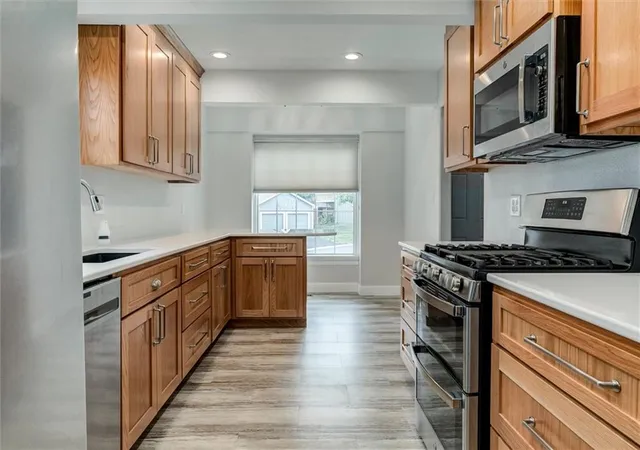 Photo 4 of Single family home for sale at 12560 W 82nd Terrace, Lenexa, KS 66215 | MLS# 2643302 | Listing updated on 2026-10-07