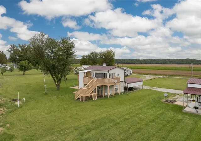 Photo 3 of Single family home for sale at 6599 County Rd 398, Amazonia, MO 64421 | MLS# 2643305 | Listing updated on 2026-10-01